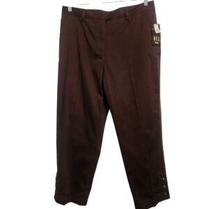 NWT D.F.A New York Chocolate Brown Capris Size 14